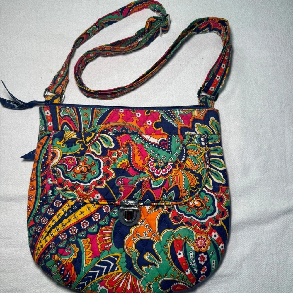 Vera Bradley Sun Valley Paisley Quilted Cotton Crossbody Bag Adjustable Strap